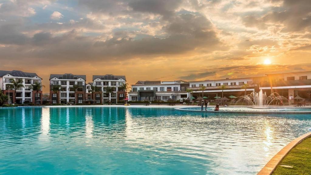 The Blyde Crystal Lagoon Apartment